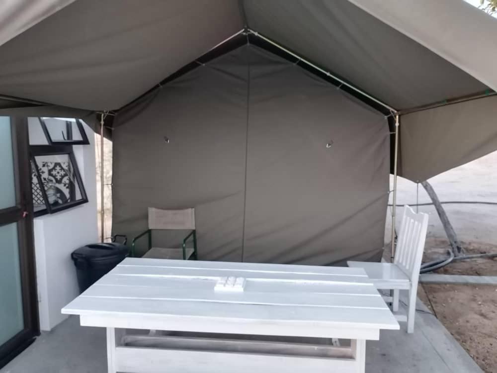 Achab Self Catering Tent Usakos Екстер'єр фото